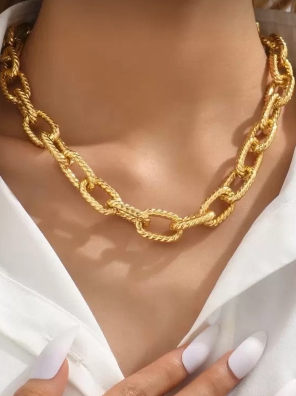 Modern Gold Rope Link Necklace